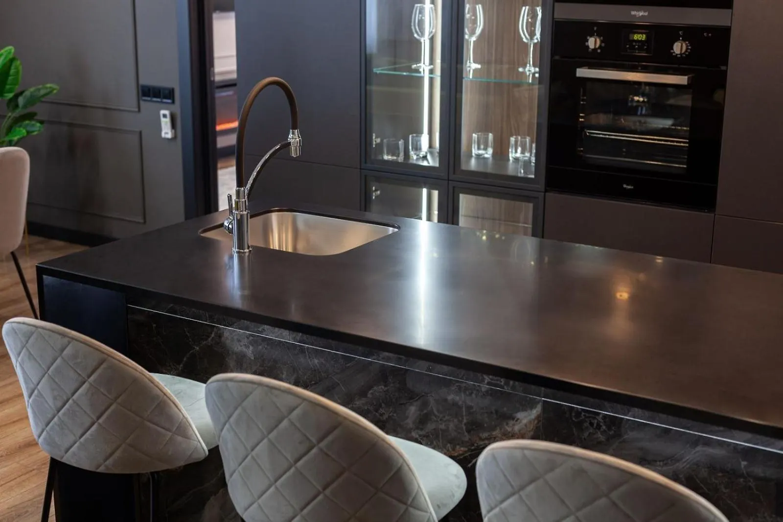 Royal Vip Apartment On Gorodotska 31 Λβιβ